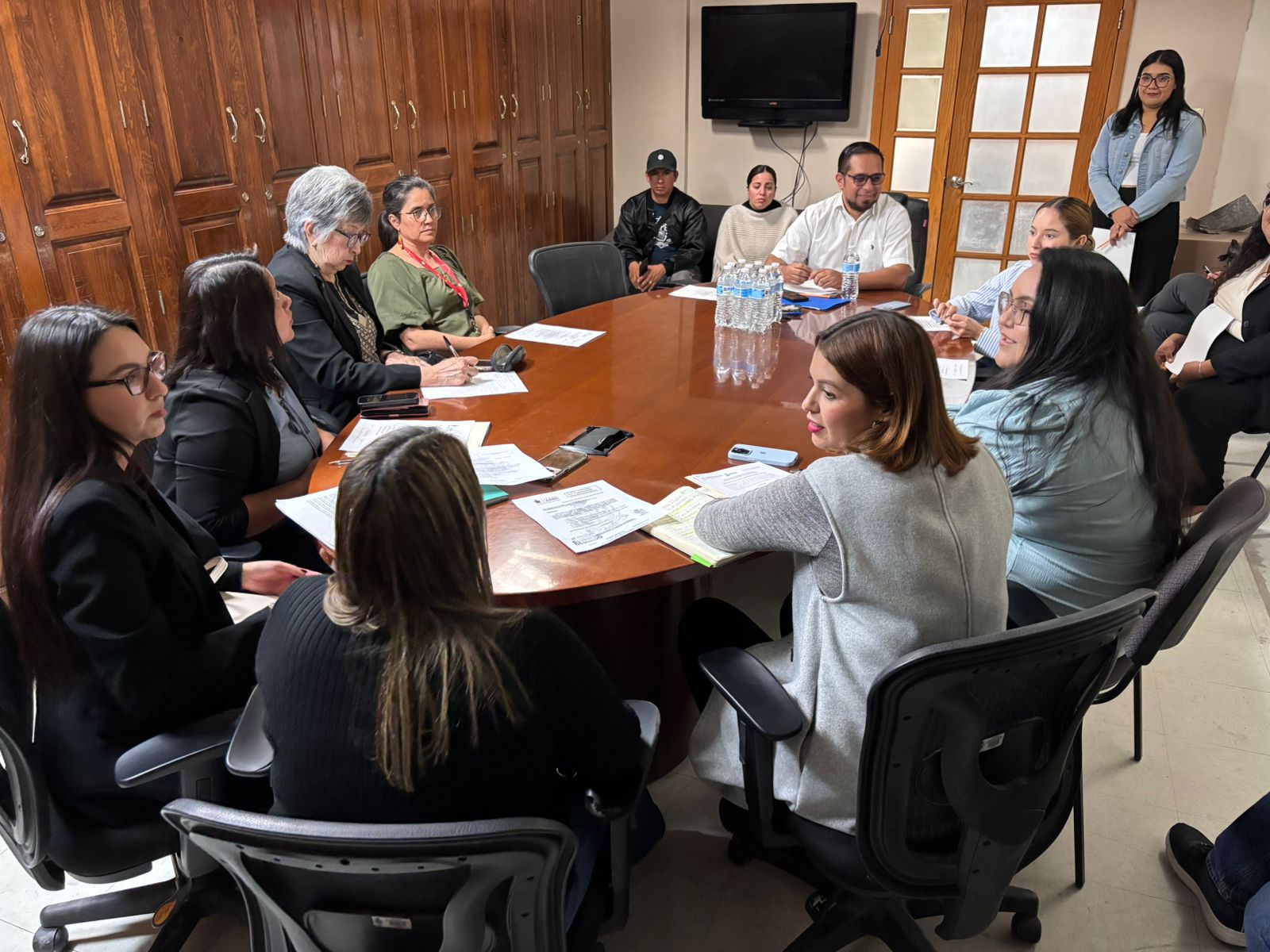 Análisis sobre la emisión y validez de la licencia digital en reunión de la Comisión de Movilidad