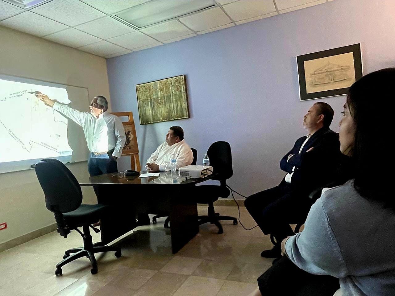 Reunión de seguimiento sobre el inicio de operaciones del Indio Bus